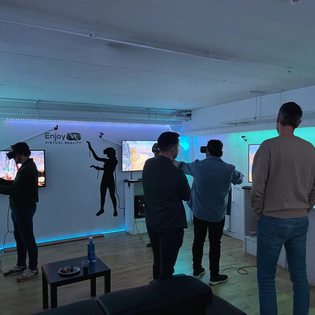 Origineel Bedrijfsuitje in Nijmegen? Dit zijn de top 3 VR-experiences die je met je team moet beleven Origineel Bedrijfsuitje in Nijmegen Origineel Bedrijfsuitje in Nijmegen